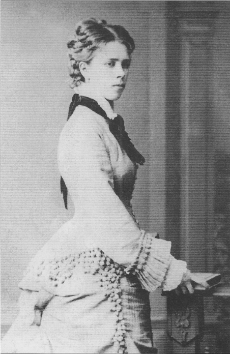 Screenshot Maria Grigoryevna, Prokofiev's mother